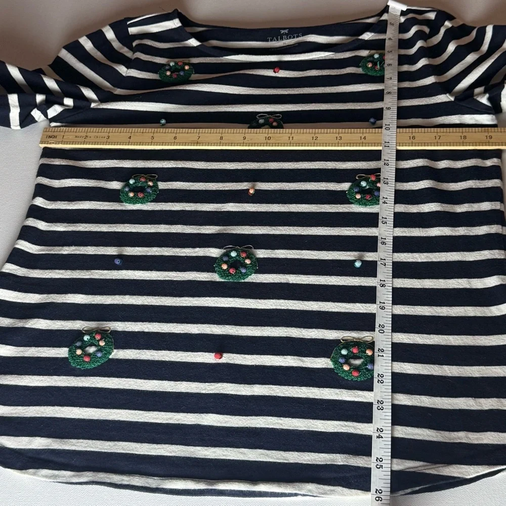 Talbots‎ Holiday Wreath Embroidered Striped Top – Women’s M – 100% Cotton - Picture 6 of 10